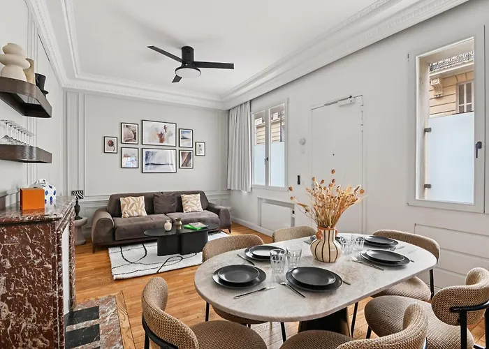 Interior Design - 6p-2br - Tour Eiffel * Paris