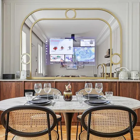 Interior Design - 6p-2br - Tour Eiffel Paris