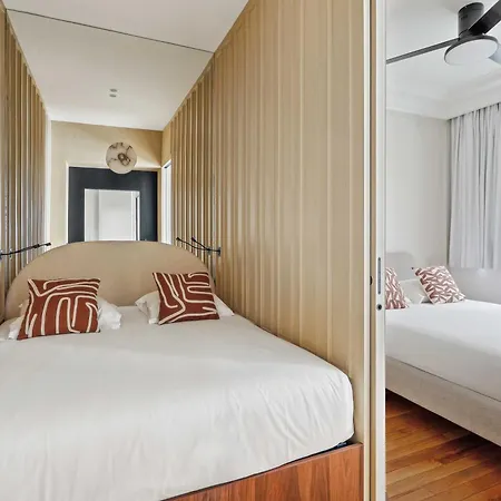Interior Design - 6p-2br - Tour Eiffel Apartment