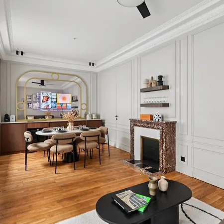 Daire Interior Design - 6p-2br - Tour Eiffel Paris